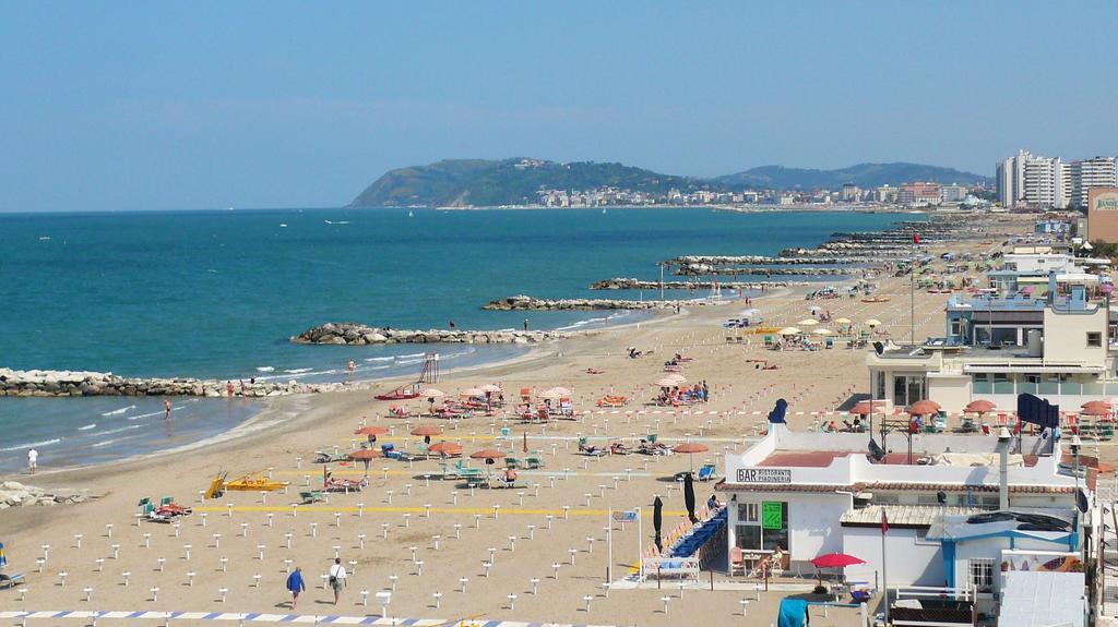 Ca Del Lago Misano Apartment Мисано Адриатико Екстериор снимка